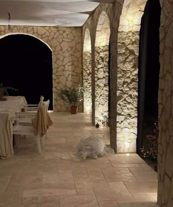 Cum arată casa Adelei și a lui Radu Vâlcan de la Șușani, din afară! Prezentatorul de la Insula Iubirii adoră să petreacă timpul acolo