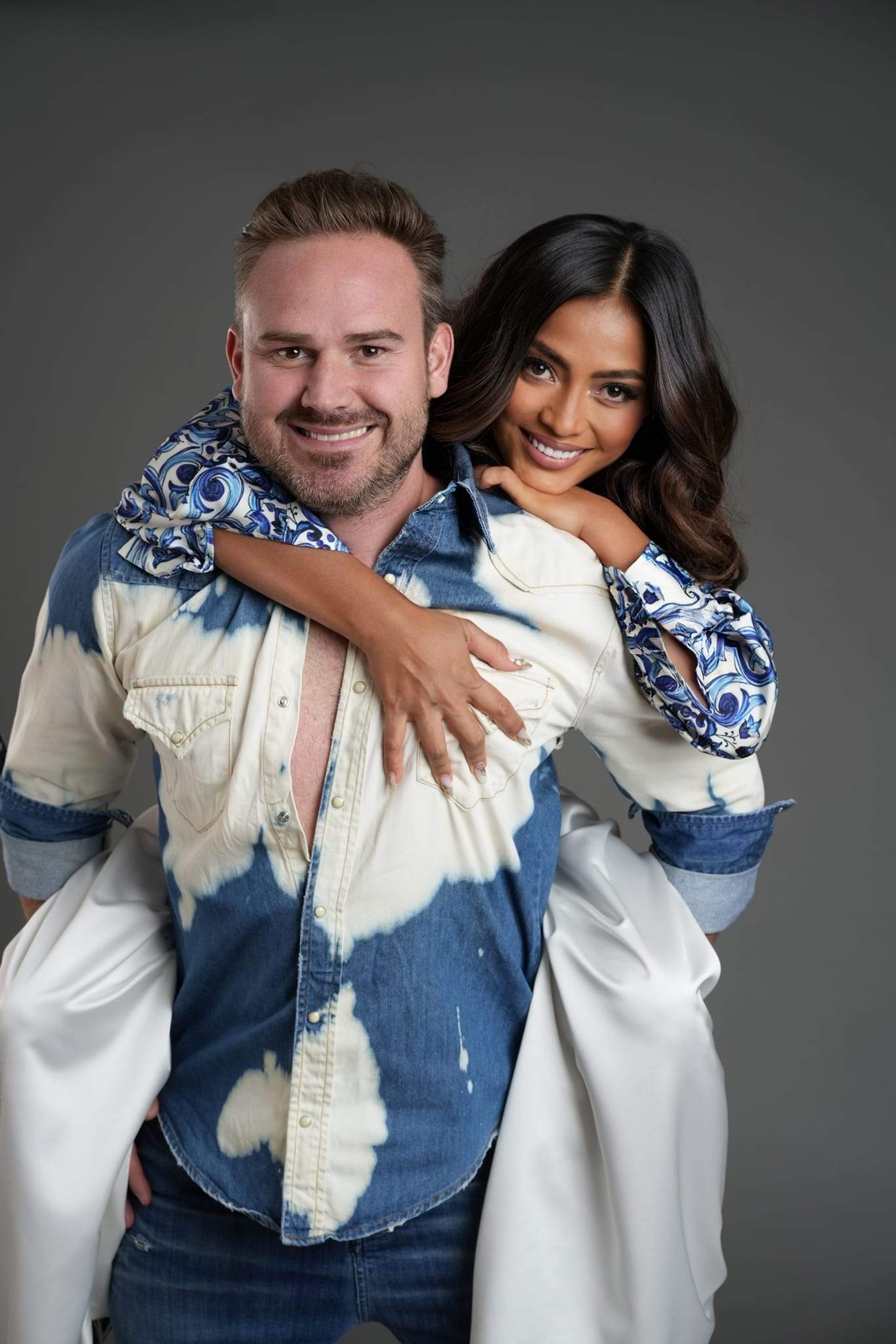 Bella Santiago împreună cu soțul