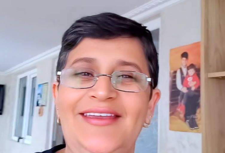 Doamna Lăcrămioara, mama lui Florinel de la Chefi la cuțite