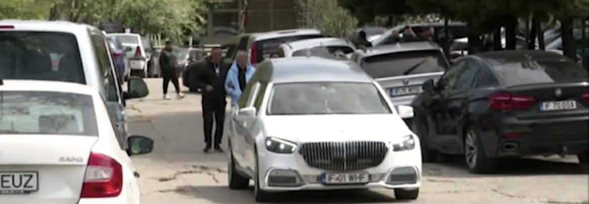 Primele imagini de la înmormântarea lui Mihai, tânărul de 20 de ani mort în accidentul cumplit din pădurea Snagov