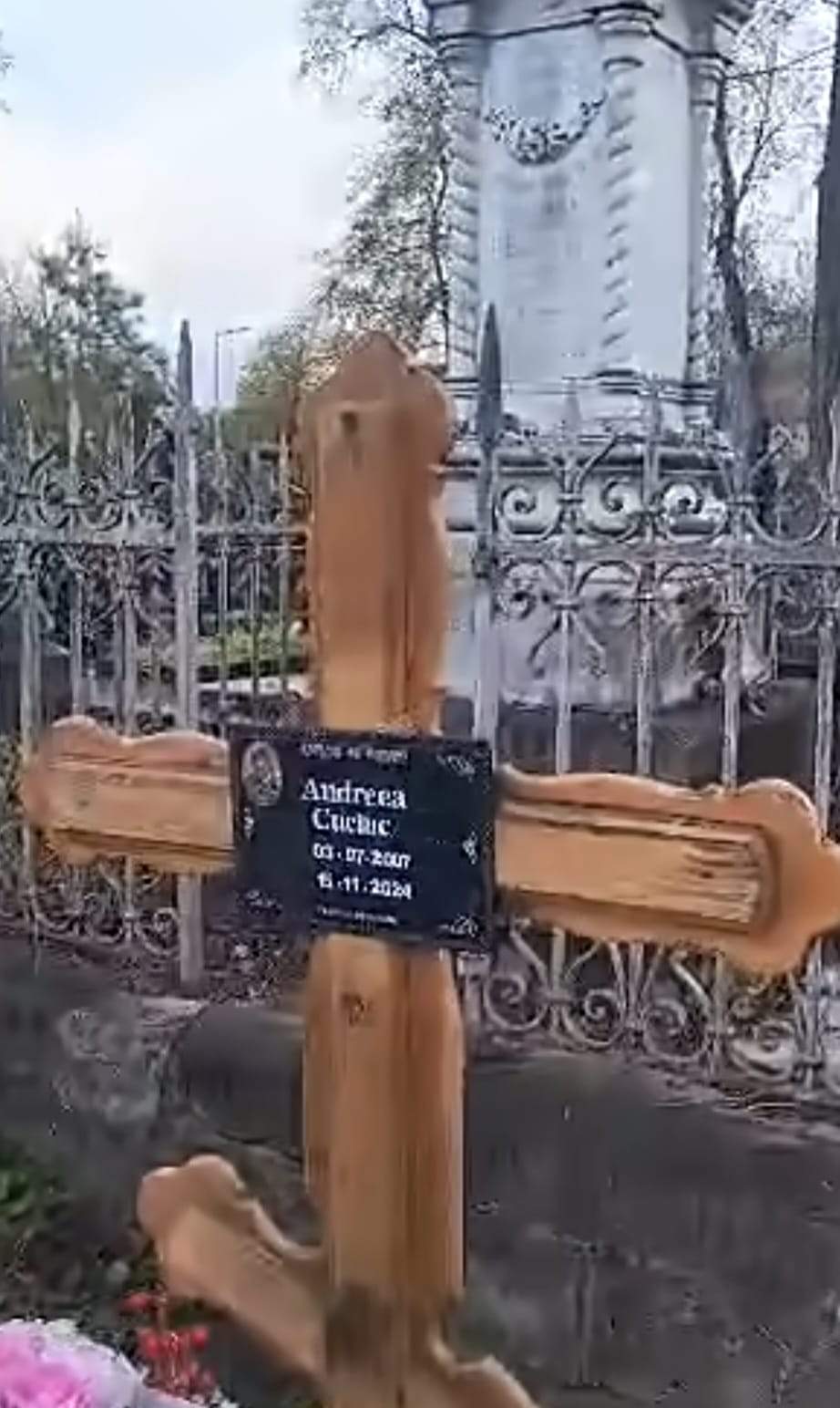 mormântul Andreei Cuciuc