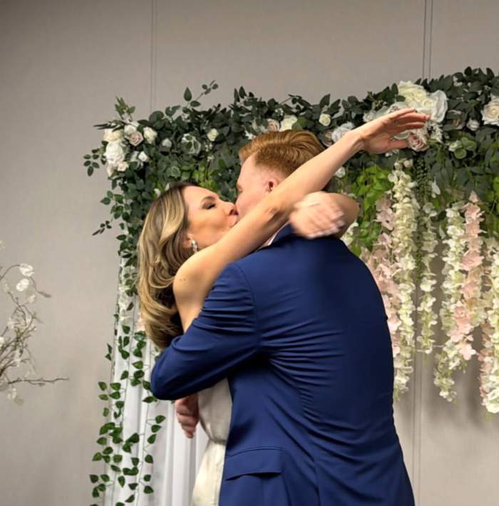 Cori Grămescu și soțul, îmbrățișați