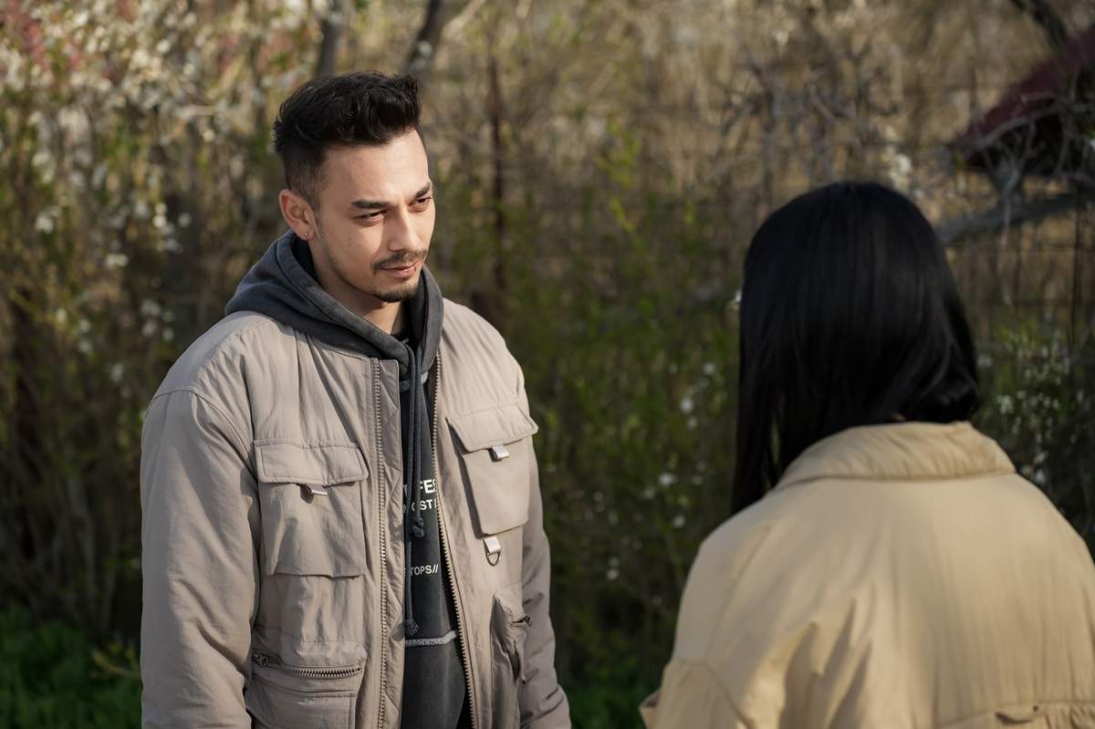 Juno lansează Destine cu parfum de lavandă, piesa care poartă numele spin-off-ului serialului original de la Antena 1, care are premiera astăzi, de la 20.30