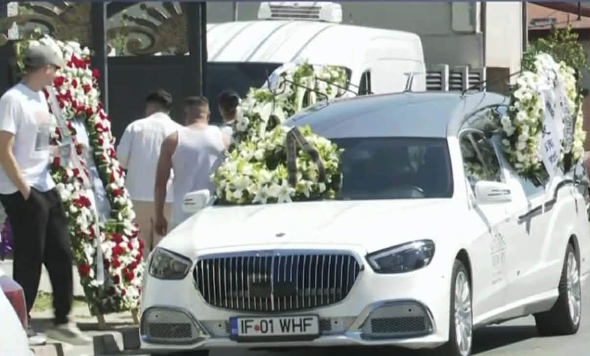 Imaginile durerii! David, tânărul de 20 de ani care a murit în accidentul din Snagov, de Paște, este înmormântat astăzi
