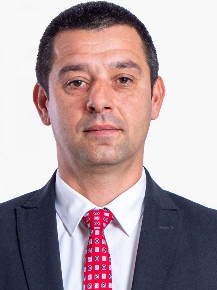 Ce i-a făcut propriei fiice politicianul care și-a lovit soția cu mașina! Detalii exclusive