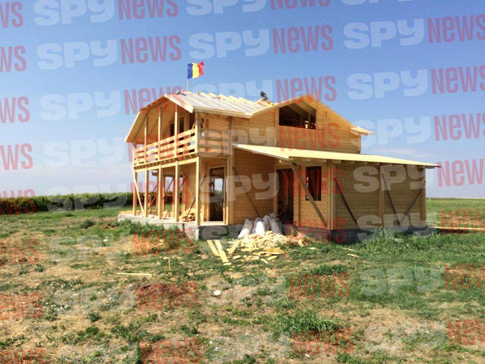 Casa lui Mircea Dinescu, incendiată! Ce s-a întâmplat cu moșia din Dolj
