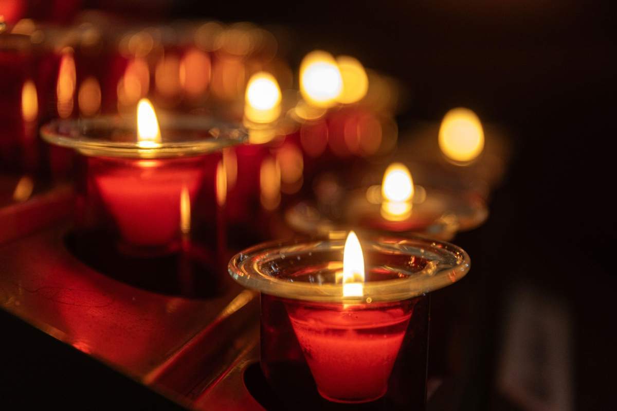 Mai multe lumânări