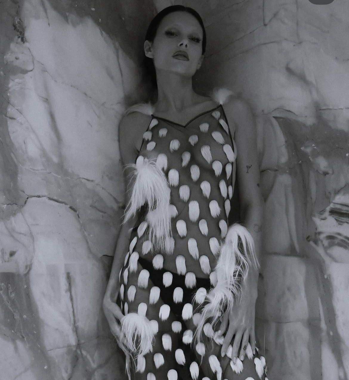 Valentina Zenere, poză alb-negru