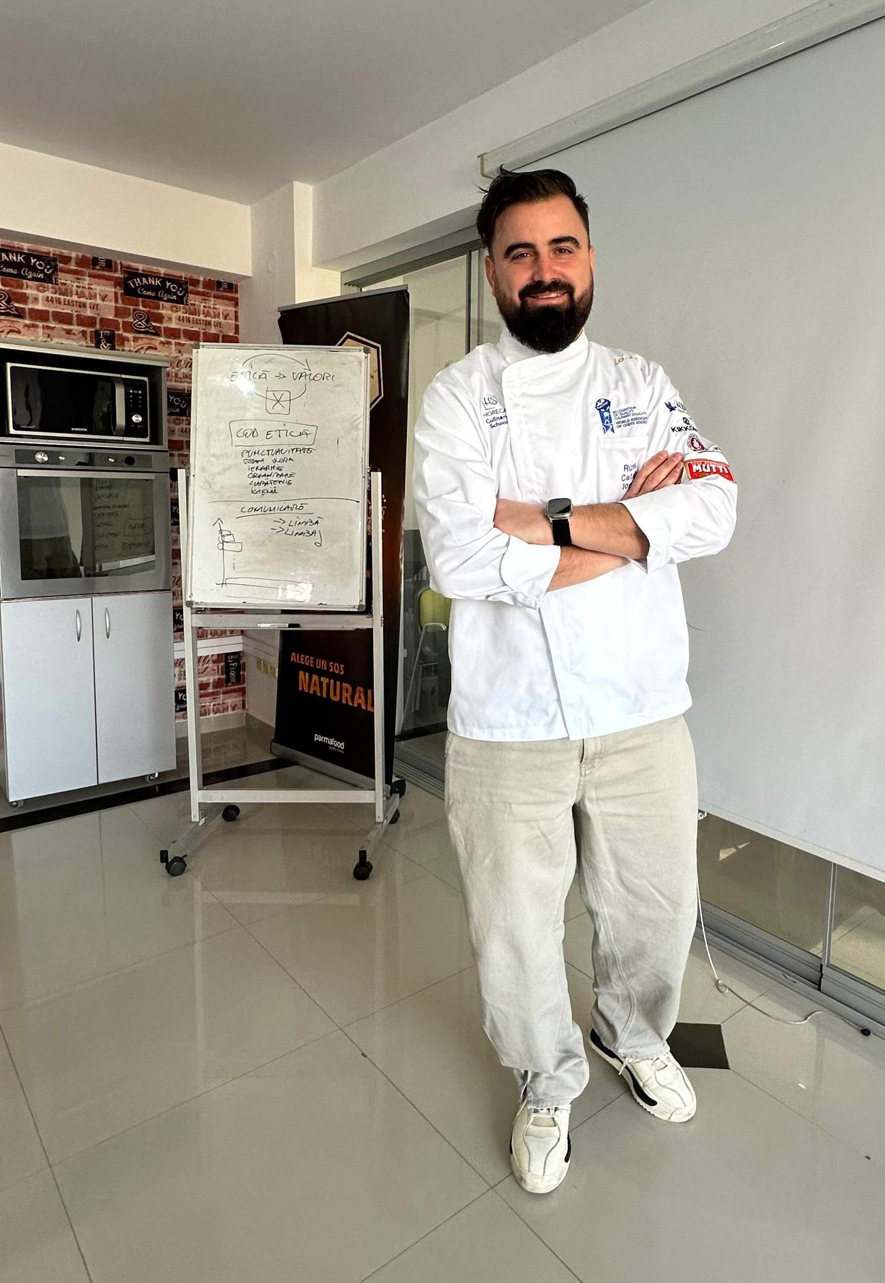 Super Neatza se mândreşte cu un super bucătar: Cătălin Rizea a absolvit pe locul 1 cursurile celei mai renumite şcoli de gătit din sud-estul Europei