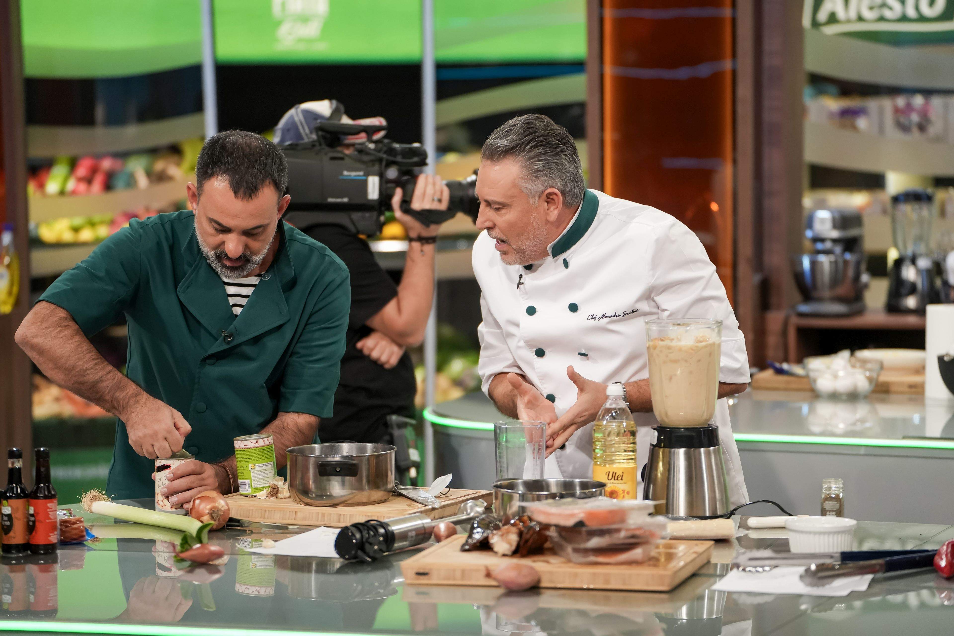 Jurații sparg diseară bombele câștigate, iar Chef Richard lovește bancurile adverse cu o amuletă foarte puternică în cea de-a patra bătălie culinară la Chefi la cuțite