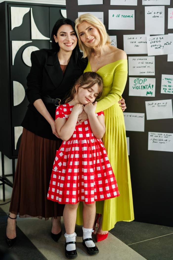 DRAGOSTEA POARTĂ PANTOFI ROŞII. SheroTalk a ajuns la Timișoara - primul pas spre o comunitate națională mai puternică