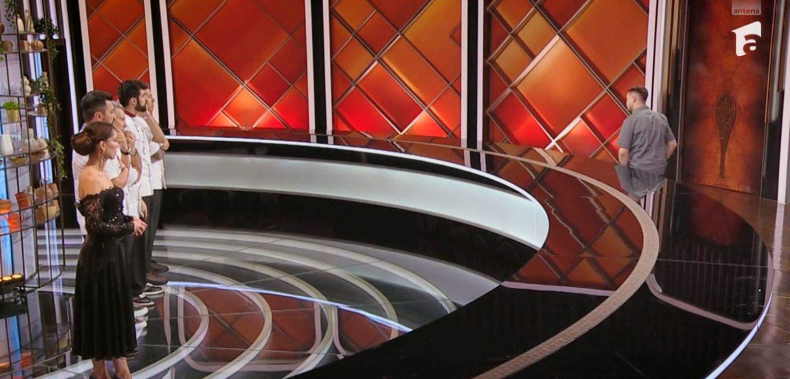 Jurații de la Chefi la cuțite, alături de Irina Fodor și concurentul eliminat