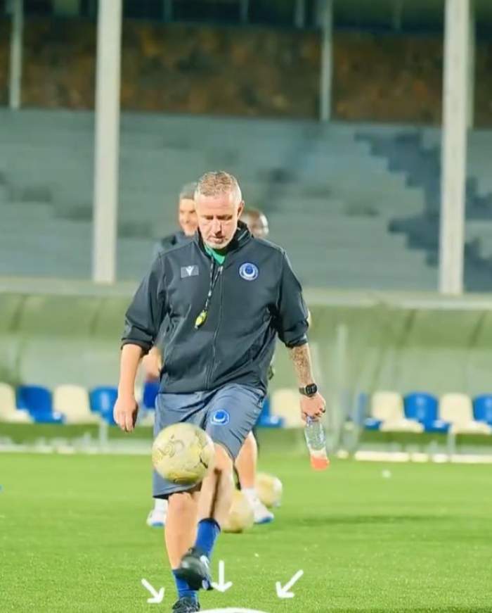 Laurențiu Reghecampf, pe terenul de fotbal