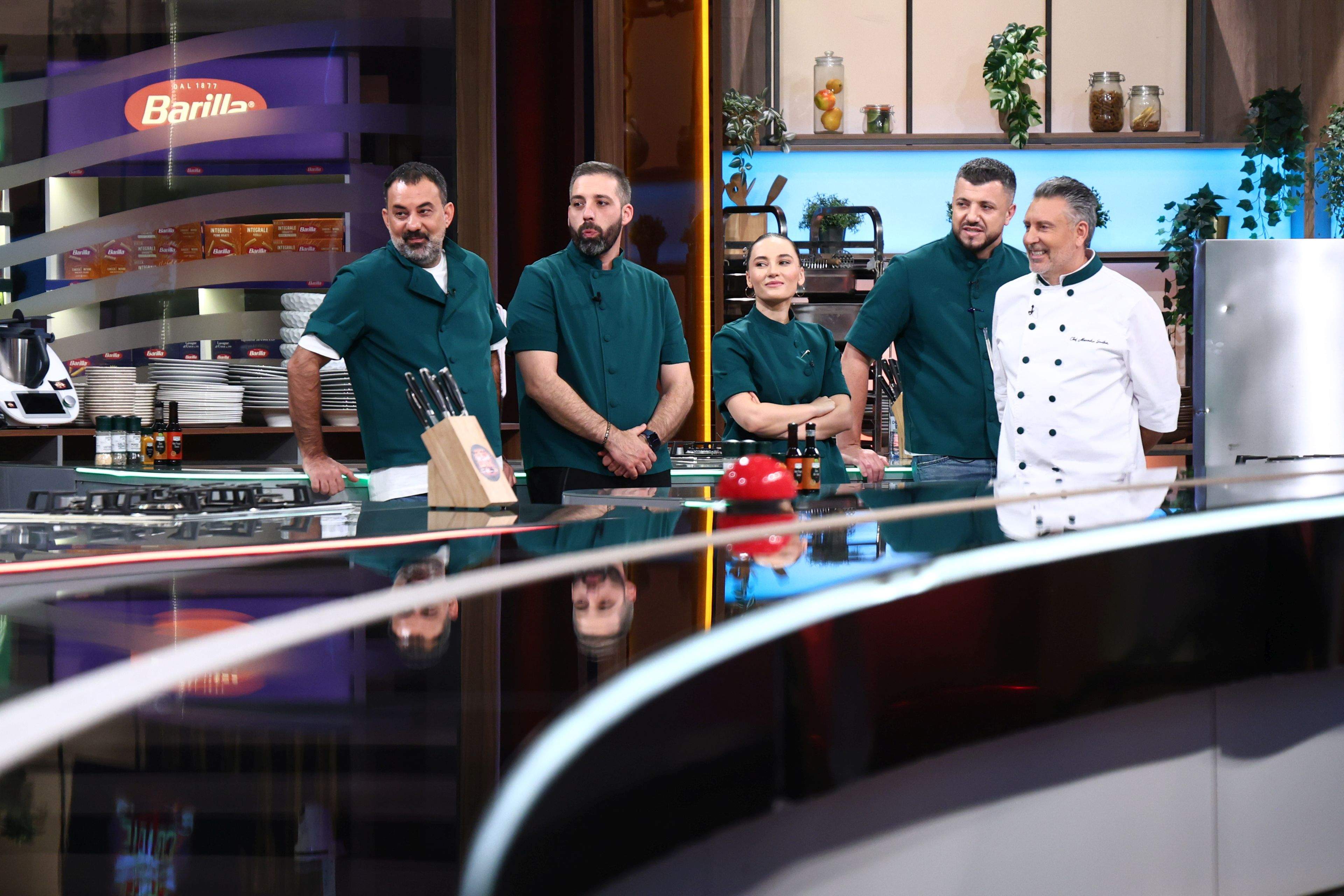 Chefi la cuțite, lider de audiență. Cuțitul de aur al lui Chef Orlando a ieșit din concurs. Probă grea, diseară: echipele gătesc preparate inspirate de compozitori celebri