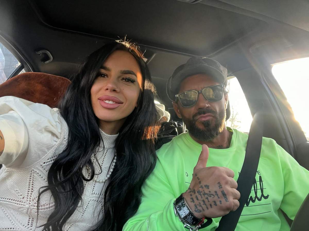 cristina rotaru si andrei selfie in masina