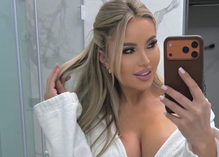 Roxana Vașniuc, în oglindă