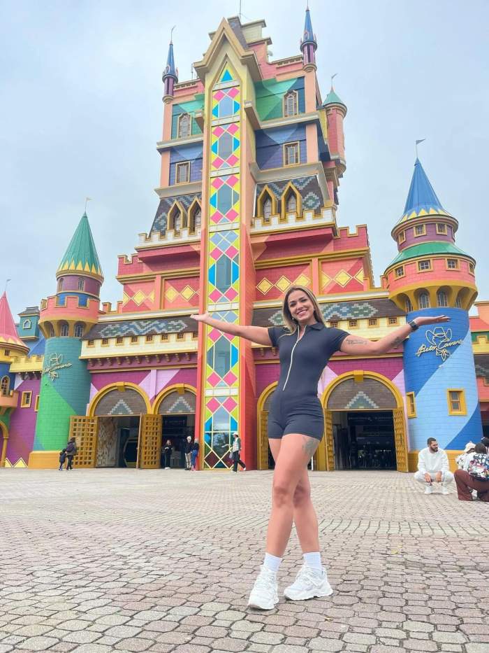 Tânăra care a murit, în vacanță