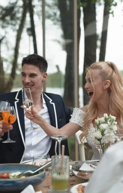 Cum sună piesa mirilor de la nunta Andreei Bălan cu Victor Cornea. Ce versuri emoționante are