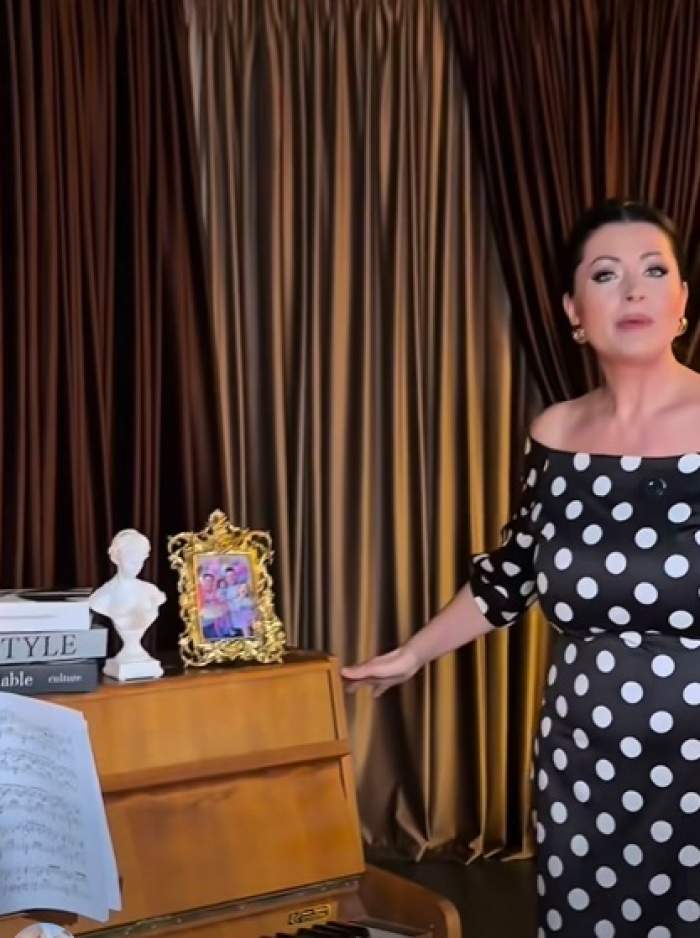 Cum arată studioul de podcast al Gabrielei Cristea. Spațiul a fost creat de prezentatoare și fiecare obiect are o poveste