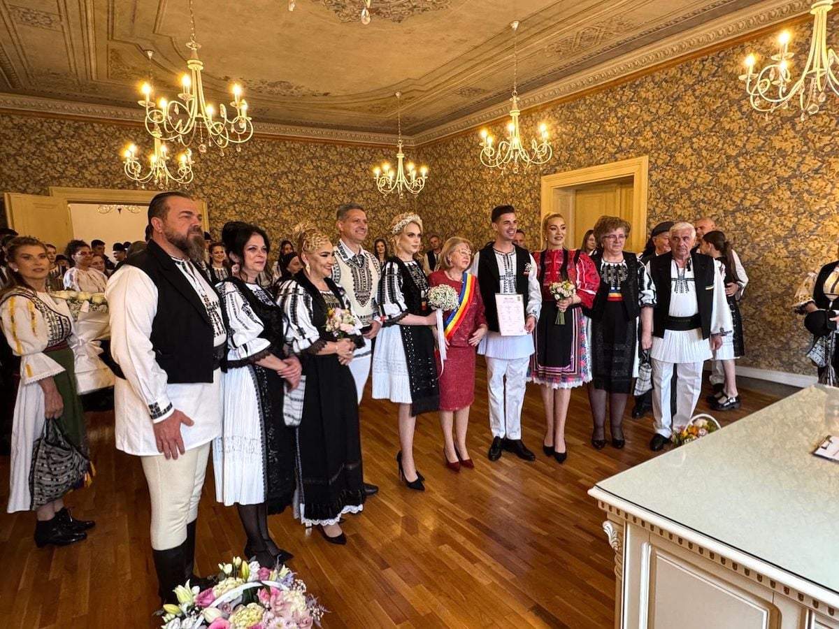 Nuntă cu fast în lumea muzicii populare! Fiica lui Ionuț Fulea s-a căsătorit