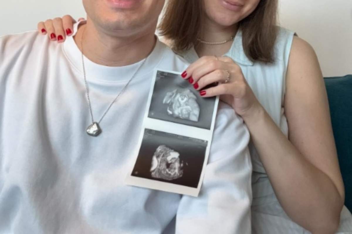 Artistă din România, însărcinată pentru prima dată! Cum a dat vestea că va deveni mamă 