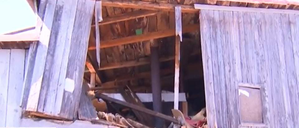 Cum arată casa distrusă de drona rusească, în Galați. Proprietarii sunt și acum în stare de șoc