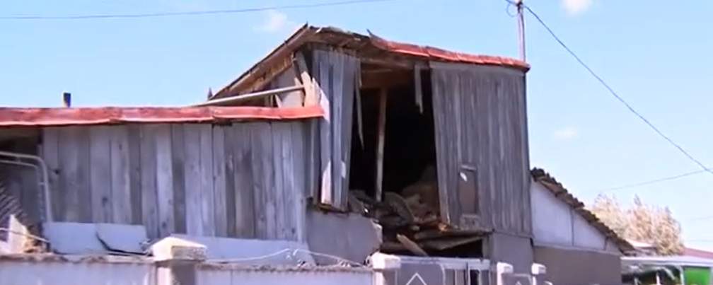 Cum arată casa distrusă de drona rusească, în Galați. Proprietarii sunt și acum în stare de șoc