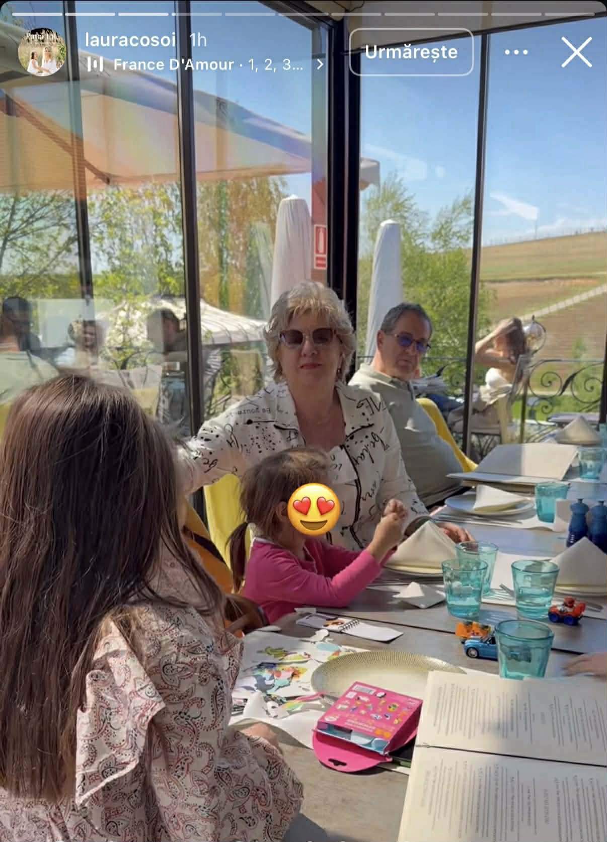 Imagini rare cu soacra și socrul Laurei Cosoi. Cum arată părinții lui Cosmin Curticăpean