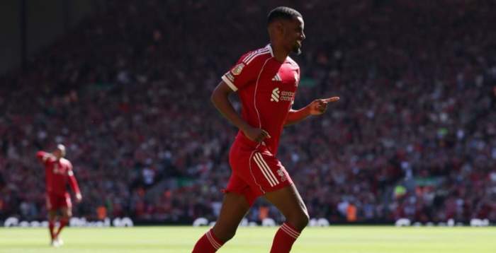 Alexander Isak, pe teren