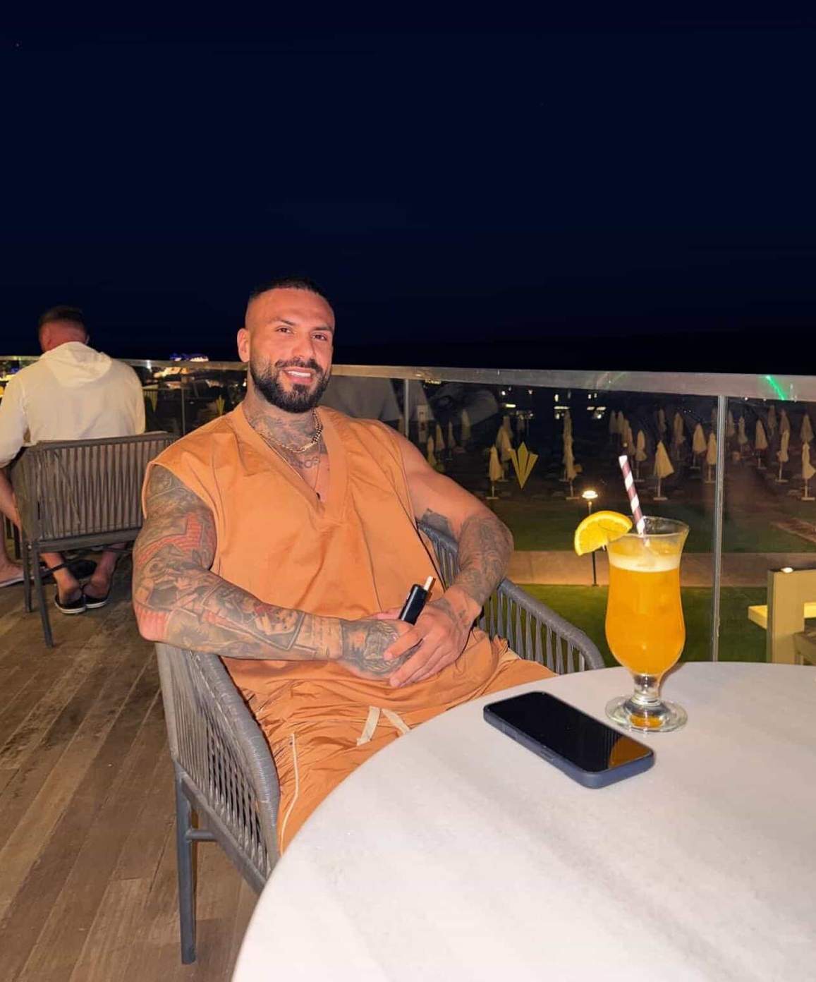 narcis de la insula iubirii