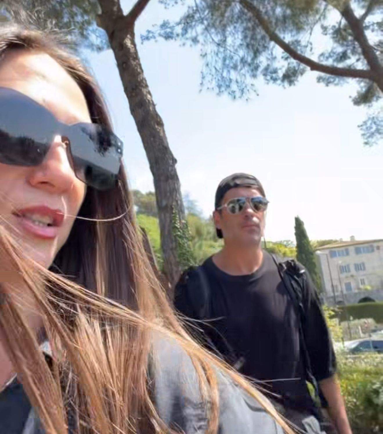 Adela Popescu, alături de soțul ei