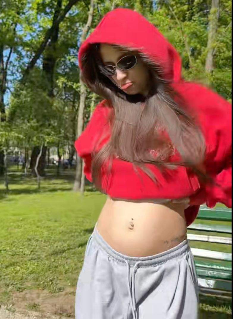 Aliena Crăciun este însărcinată