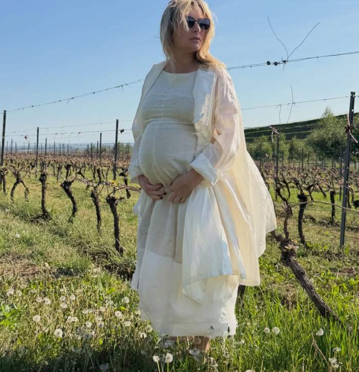 Laura Cosoi, în natură