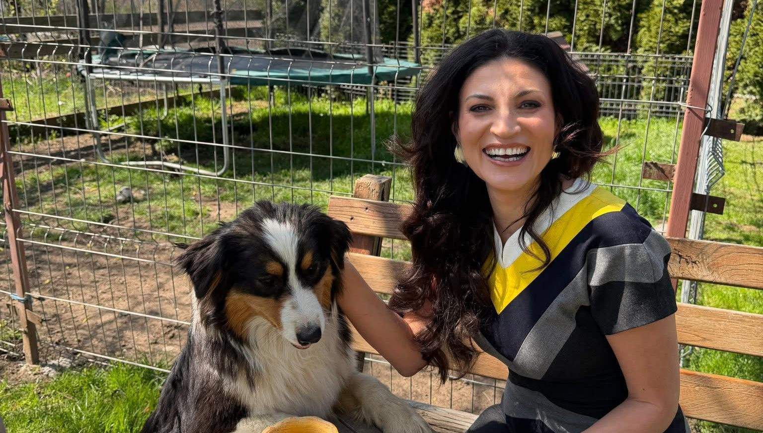 Ioana Ginghină și cățelul