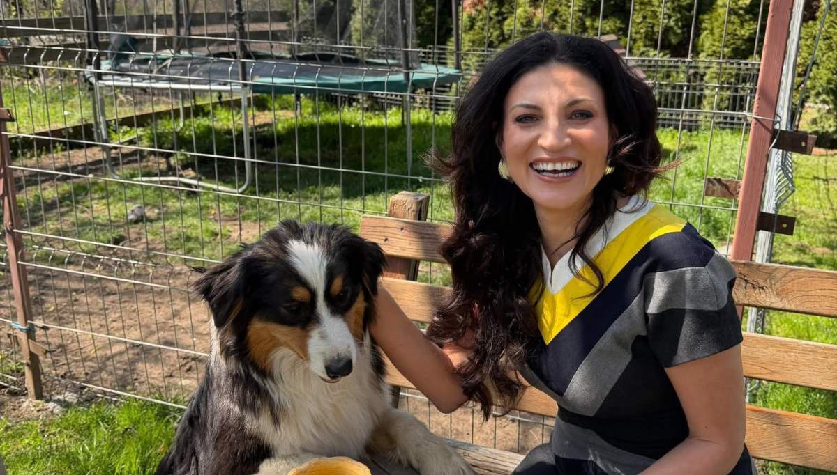 Ioana Ginghină și cățelul