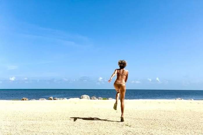 De la vedetă TV la Miss Fitness! Cum arată acum o celebră actriță în vârstă de 60 de ani