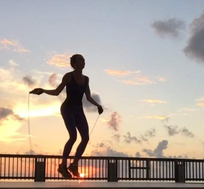 De la vedetă TV la Miss Fitness! Cum arată acum o celebră actriță în vârstă de 60 de ani