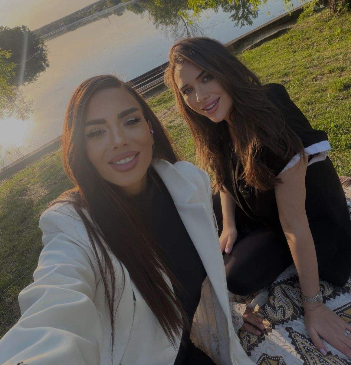 Cristina Petre și Iustina Loghin