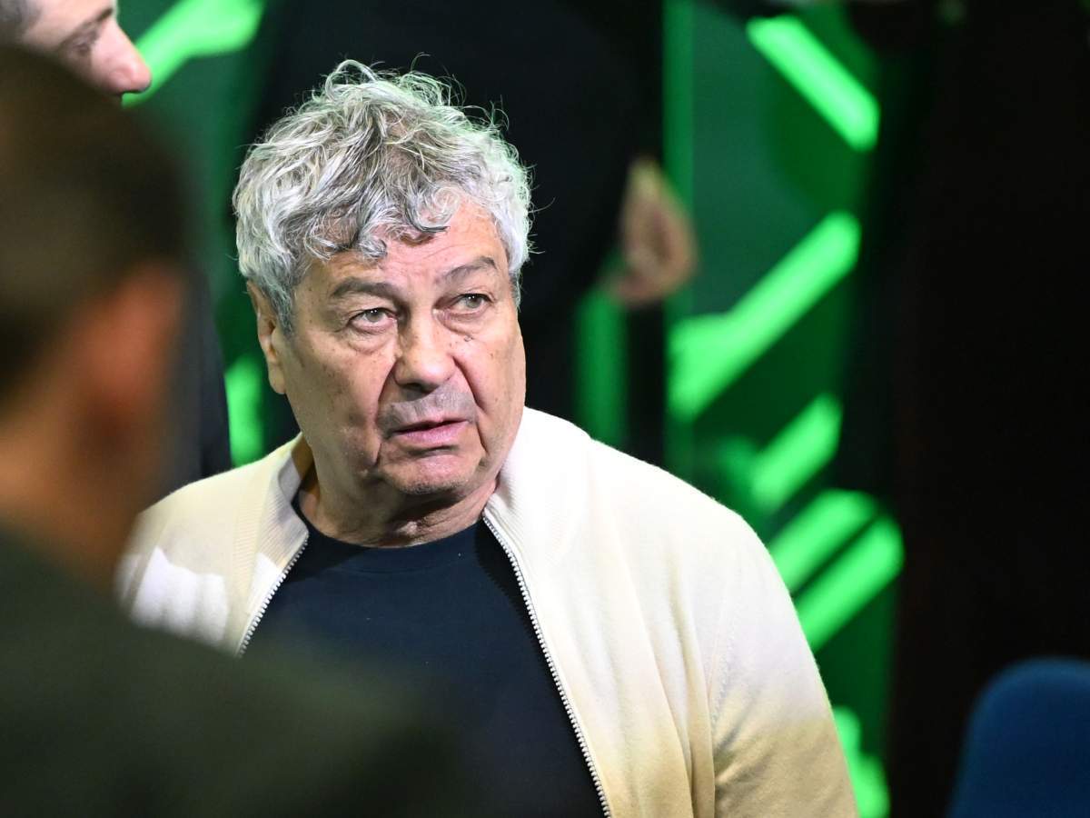 Mircea Lucescu, la o conferință de presă