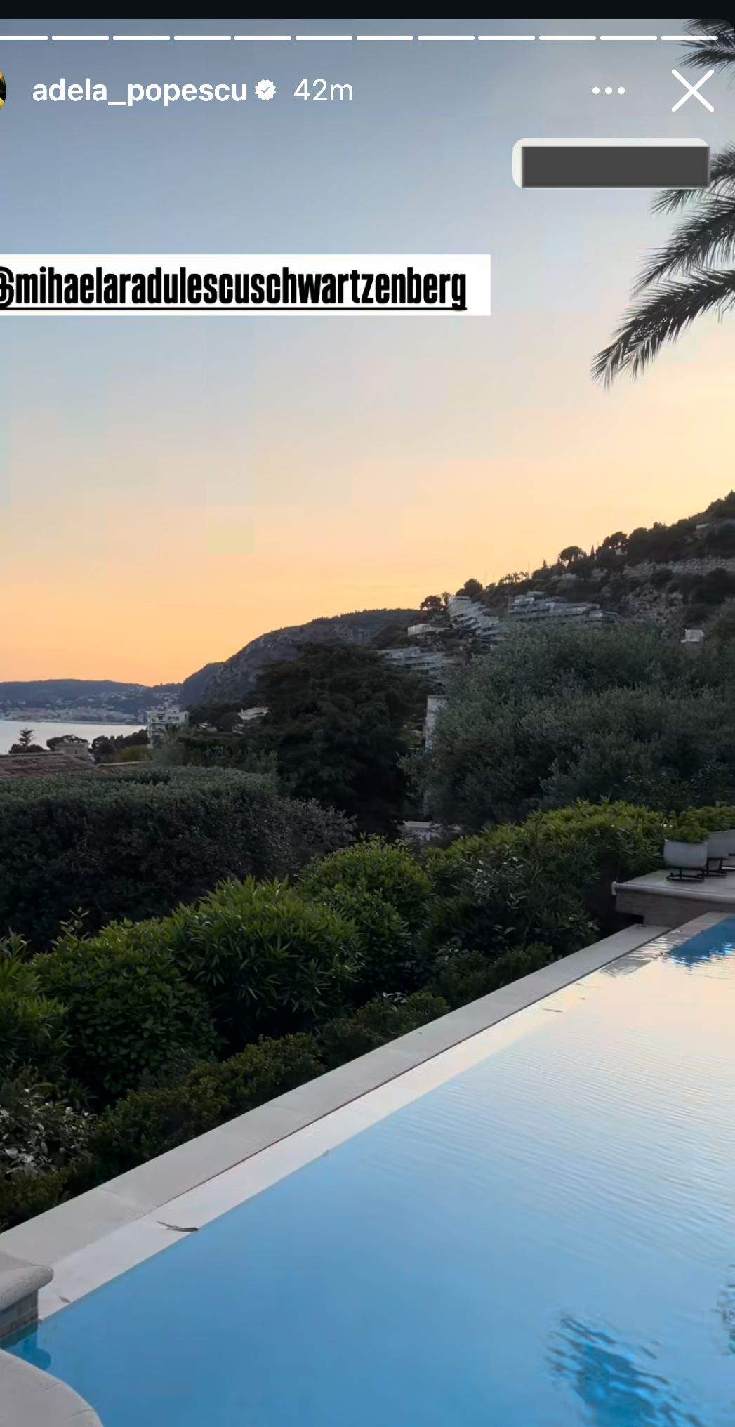 Adela Popescu și Radu Vâlcan, întâlnire inedită cu Mihaela Rădulescu, în vacanță! Vedeta i-a invitat la ea acasă