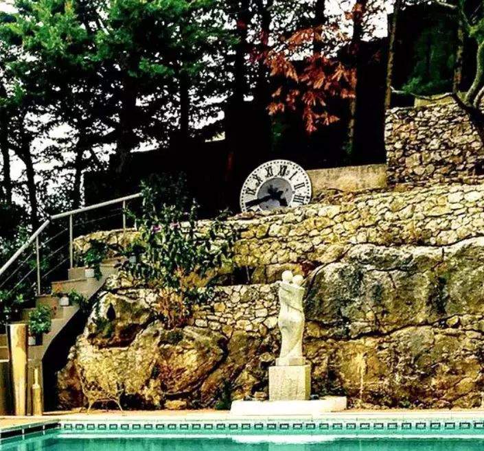 Piscina Mihaelei Rădulescu