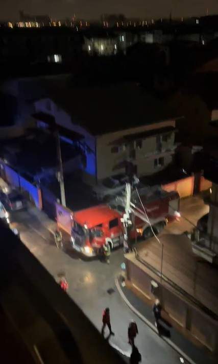 Un tânăr din România și-a deschis televizorul și au venit echipaje de pompieri și poliția. Cum a fost posibil