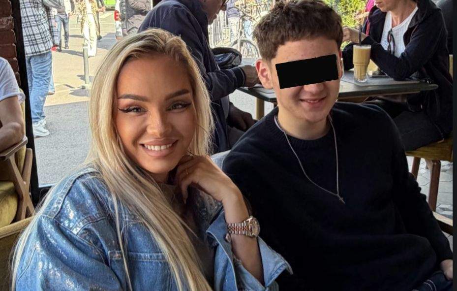 Maria Constantin, alături de fiul ei