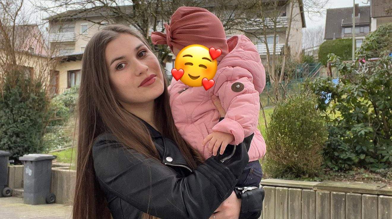 Alina Mădălina, alături de fiica ei