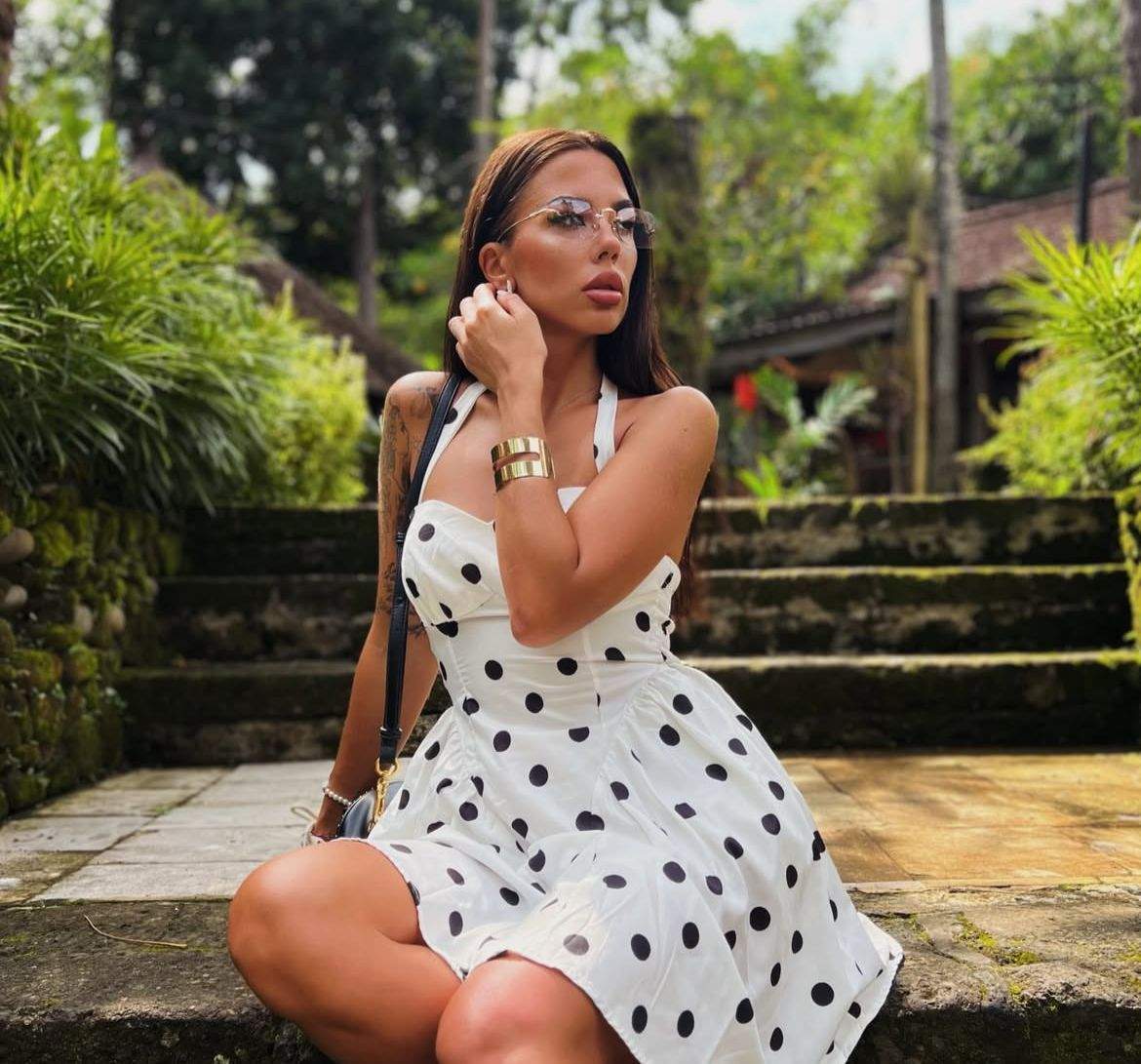 Cristina Petre, în natură