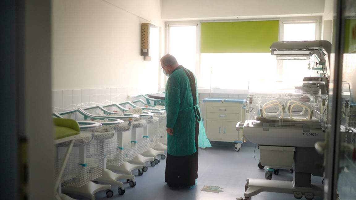 Ediție Specială Observator de la Mănăstirea Radu Vodă în direct, la Antena 1, în Noaptea Învierii. Serie specială de reportaje despre credință, curaj și binele făcut în tăcere, începând de astăzi, la Observator 19