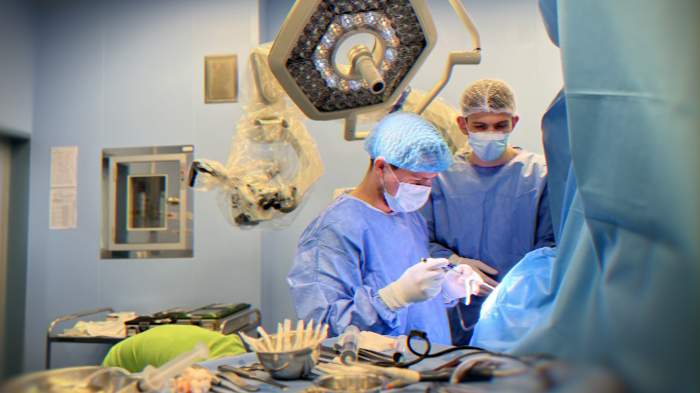 Ediție Specială Observator de la Mănăstirea Radu Vodă în direct, la Antena 1, în Noaptea Învierii. Serie specială de reportaje despre credință, curaj și binele făcut în tăcere, începând de astăzi, la Observator 19