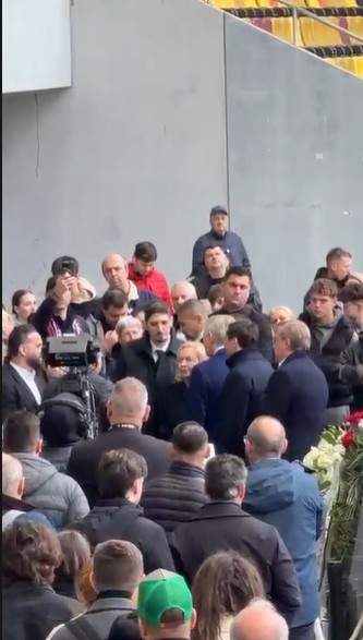 România își ia rămas bun de la Mircea Lucescu. Informații și imagini în timp real de la Arena Națională