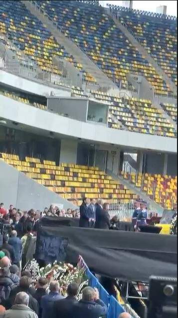 România își ia rămas bun de la Mircea Lucescu. Informații și imagini în timp real de la Arena Națională
