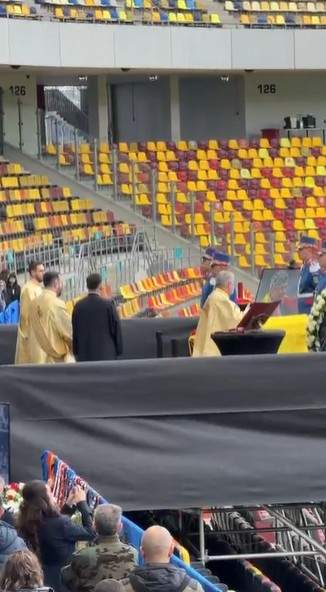 România își ia rămas bun de la Mircea Lucescu. Informații și imagini în timp real de la Arena Națională